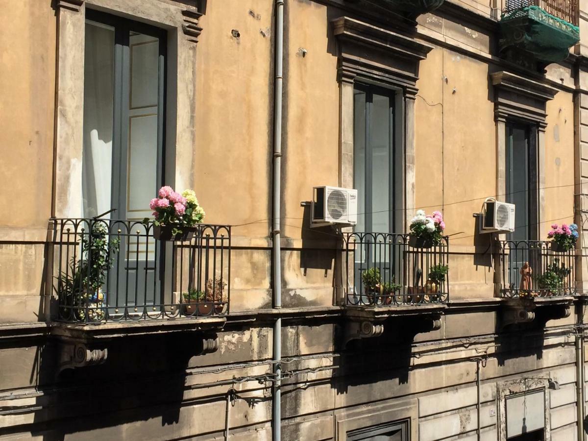 Dimora Umberto Bed & Breakfast Catania Exterior photo