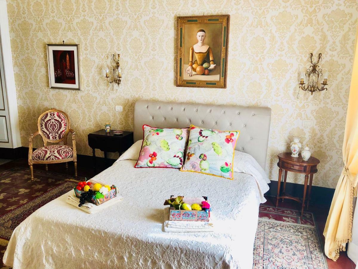 Dimora Umberto Bed & Breakfast Catania Exterior photo